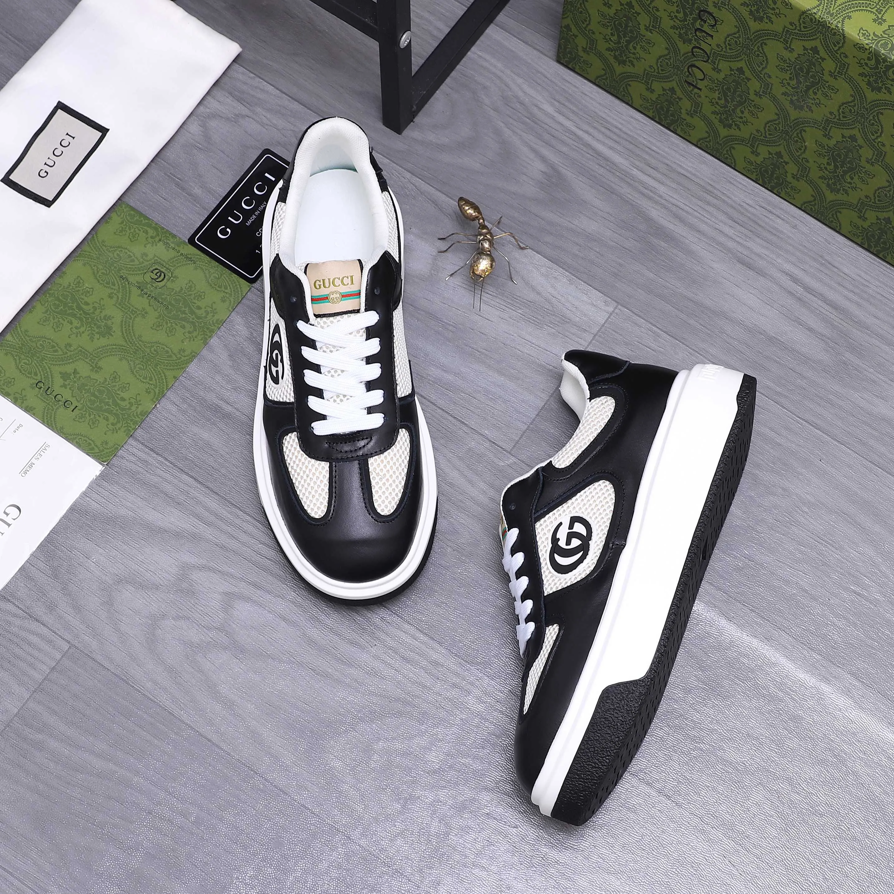 Men's shoes 💰460 Product trademark: GUCCI "Gucci" men's casual sneakers Regular size: 38-44 Product material: Selected cowhide stitching mesh mesh lining cowhide insole rubber outsole